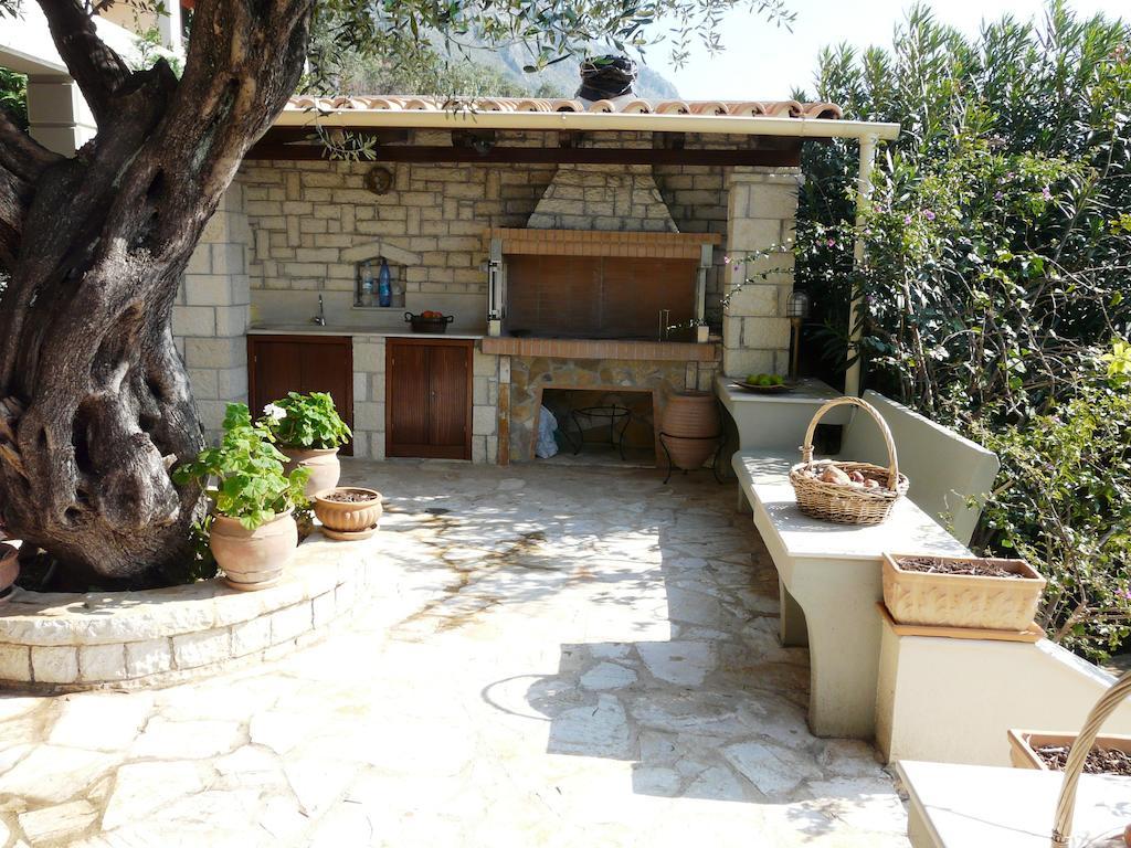 Villa Aliki Barbati Extérieur photo