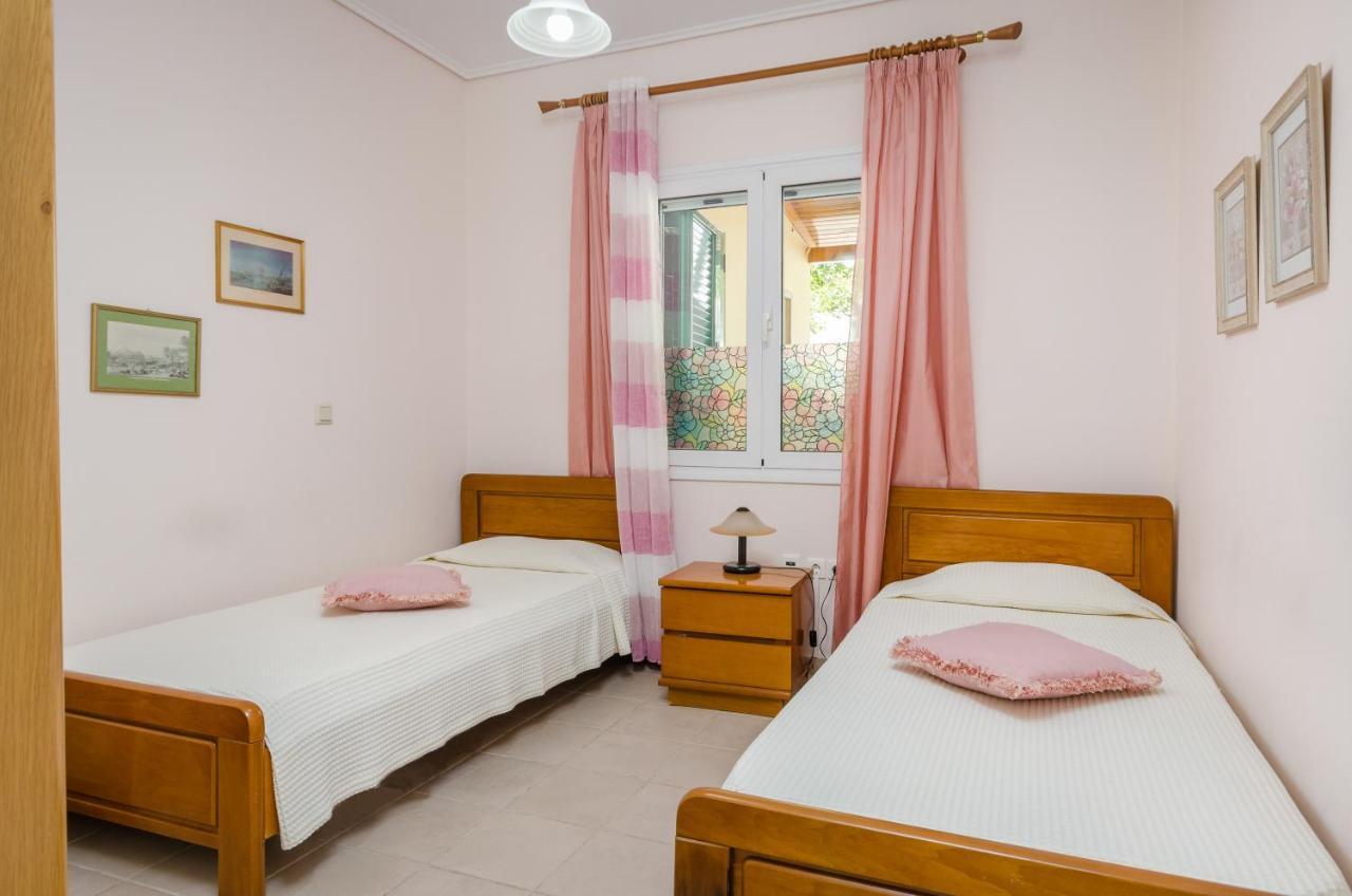 Villa Aliki Barbati Extérieur photo