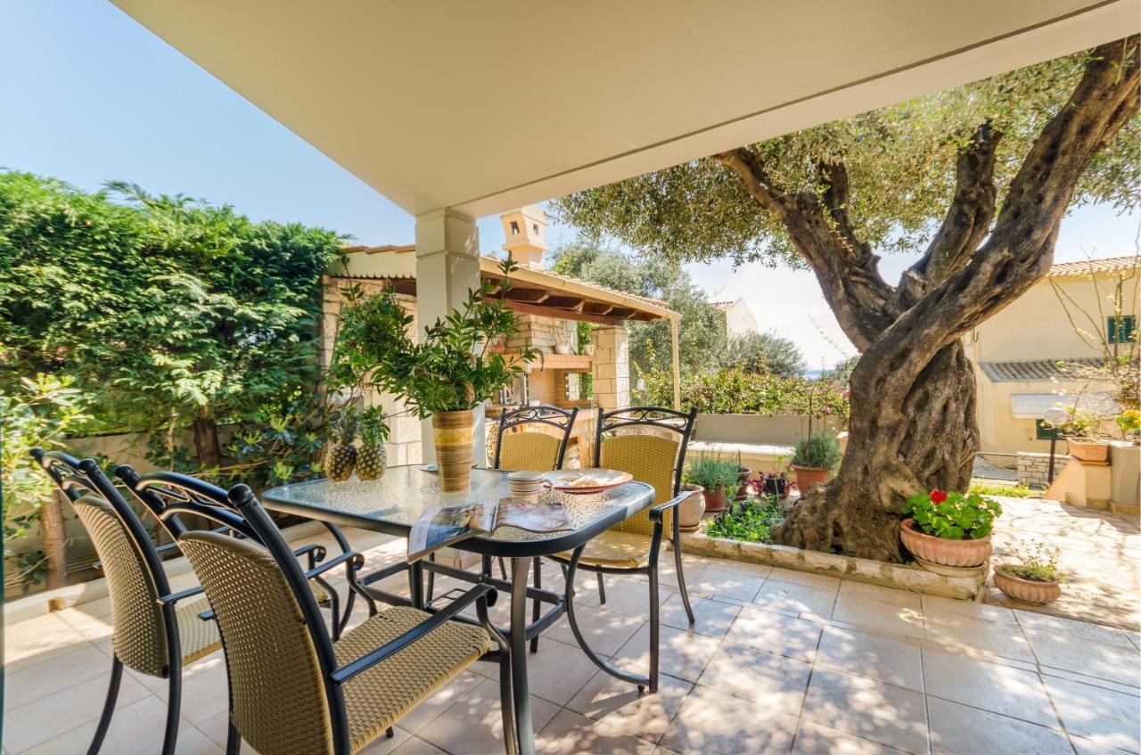 Villa Aliki Barbati Extérieur photo